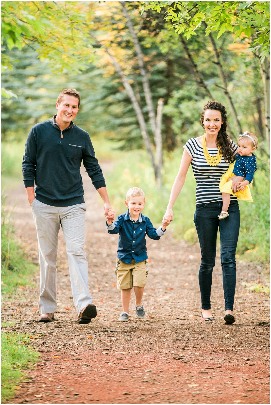 Navy and Yellow color scheme for family photos | Alysha Sladek Photography