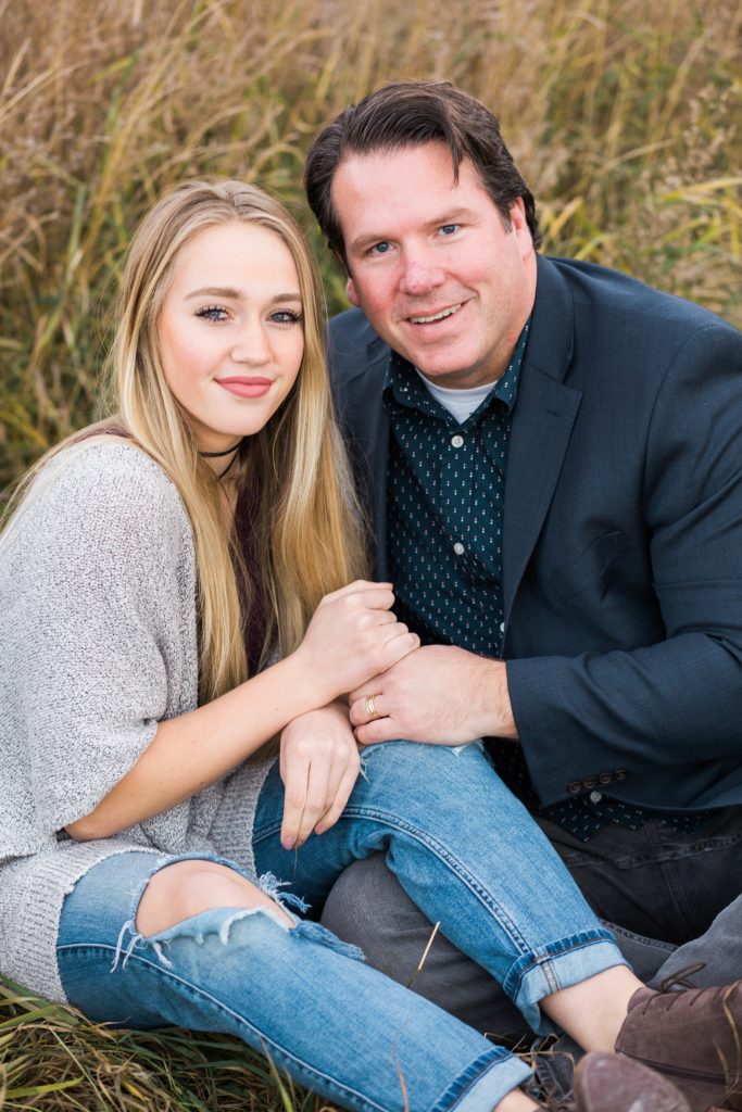 dad and daughter, fall family photos, Fish Creek Park, 