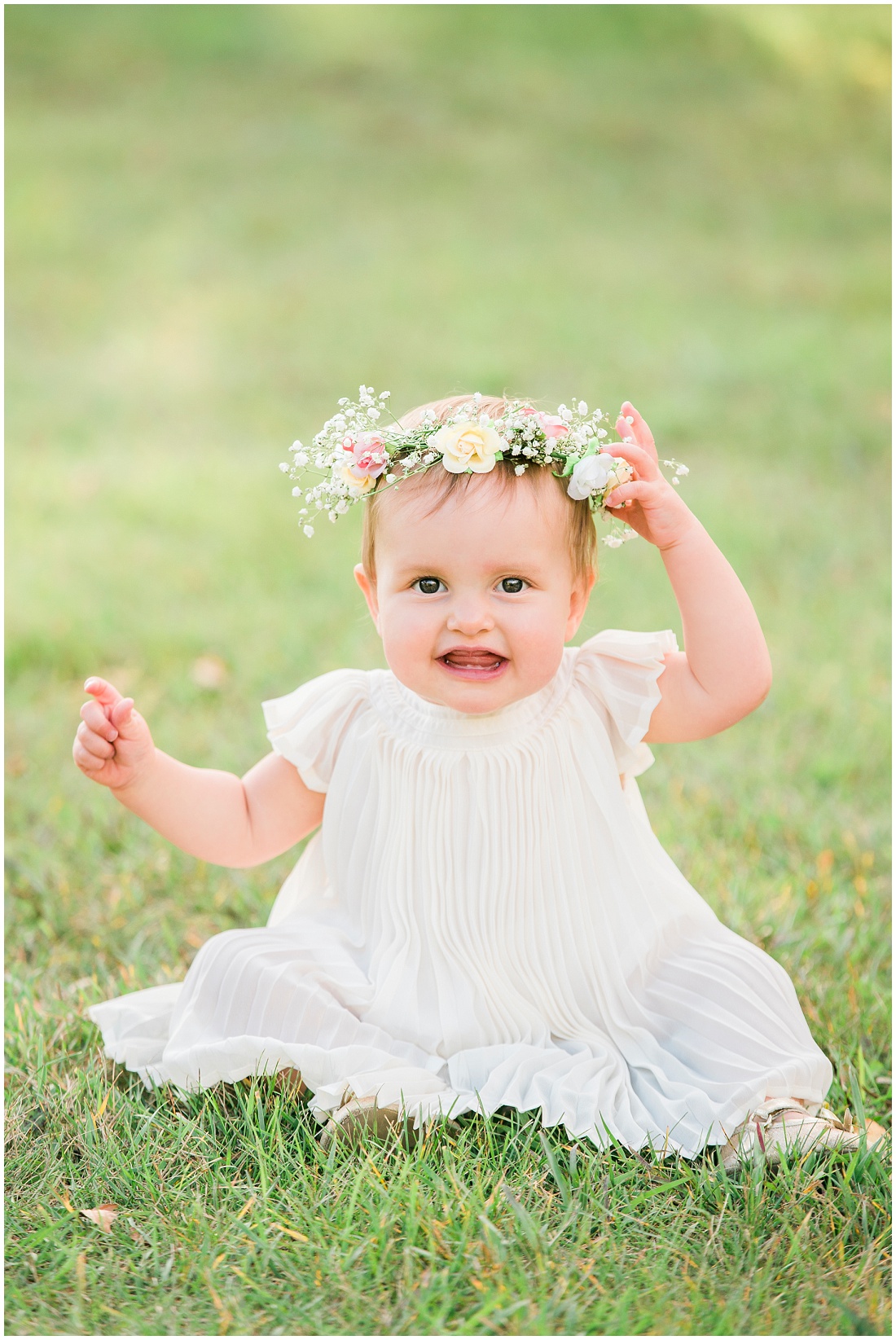 1st birthday photos in cream dress with floral crown | www.alyshasladek.com