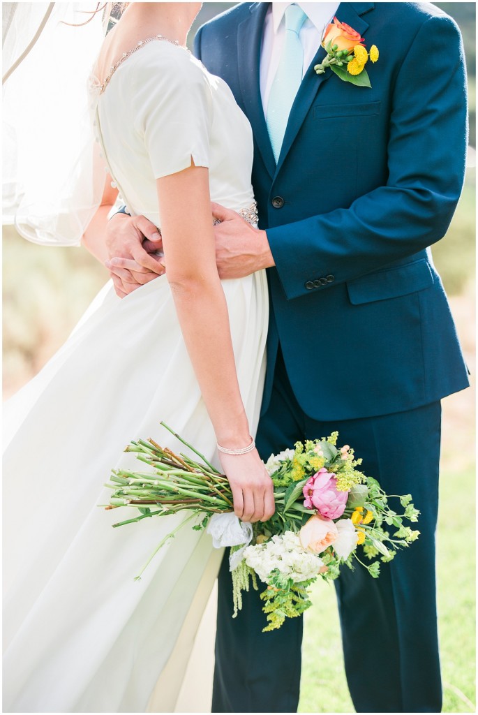 Calgary Family and Wedding Photographer Alysha Sladek photographs beautiful Utah wedding 2015