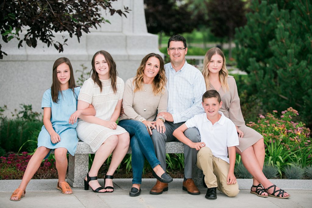 family photos, family mini session, Calgary LDS Temple