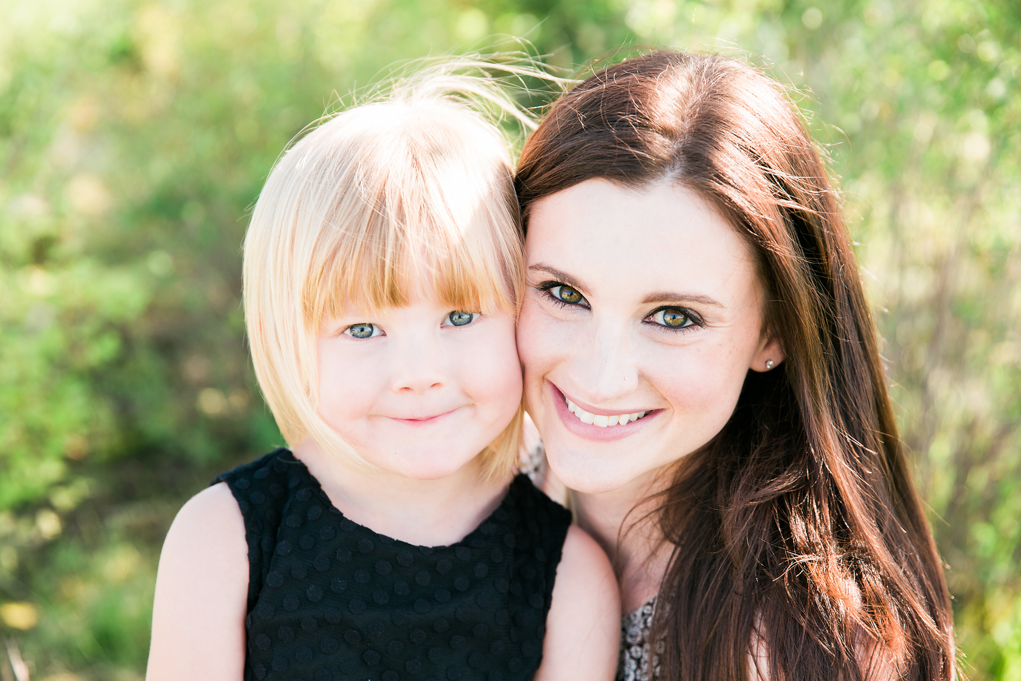 mom and daughter