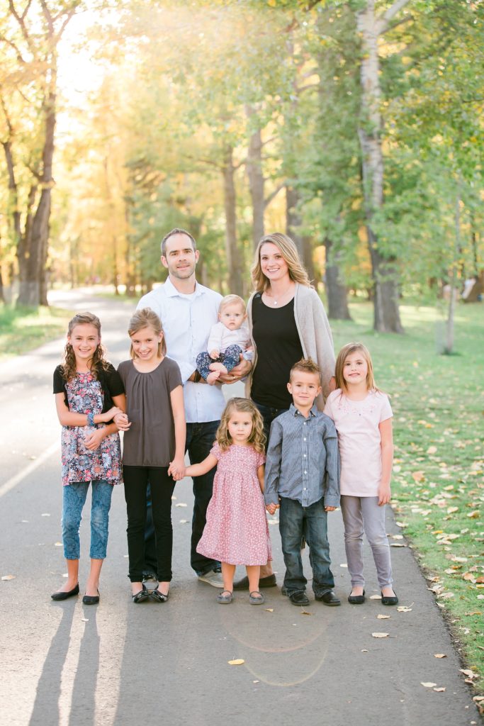 family of 8, fall family photos,