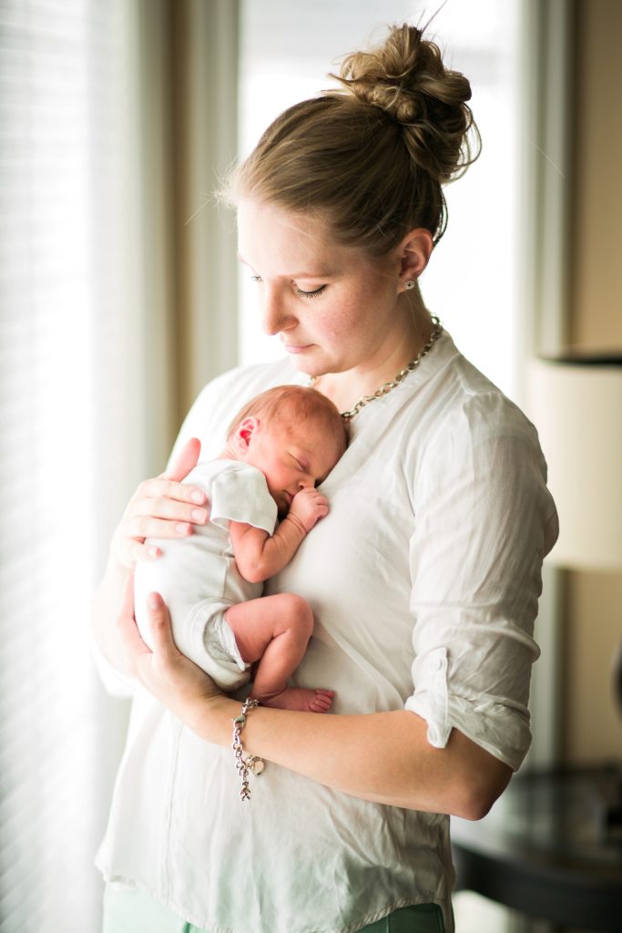 mom snuggling newborn, at home newborn session, lifestyle newborn photos
