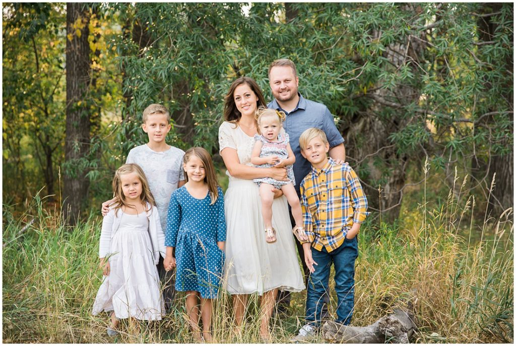 7 Tips for Posing Family Portraits