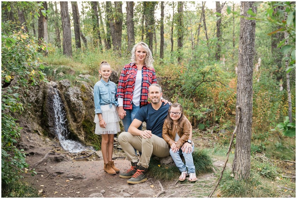 fall family photos, family of 4, Big Hill Springs Provincial Park