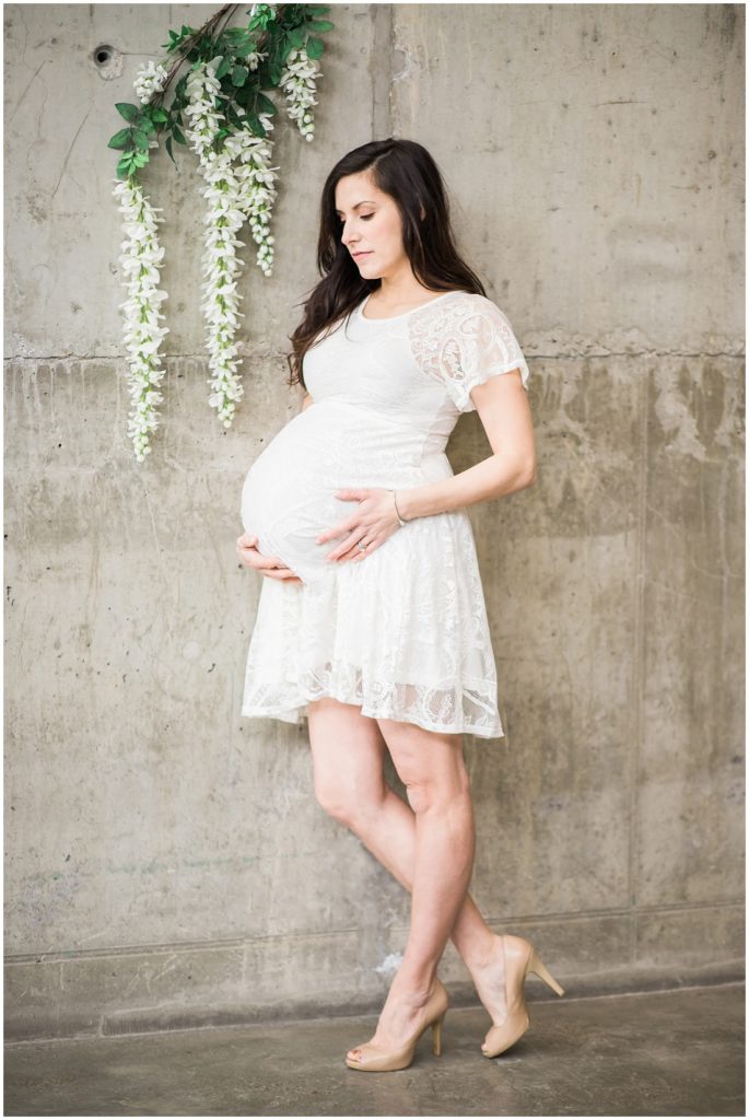 maternity photos, twins, pregnant with twin girls, SAIT, flowers, maternity dress