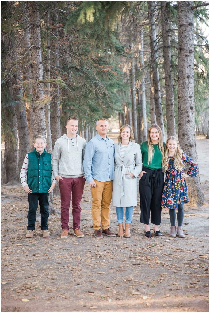 fall family photos, family of 6, family portraits, Edworthy Park, Calgary family photos