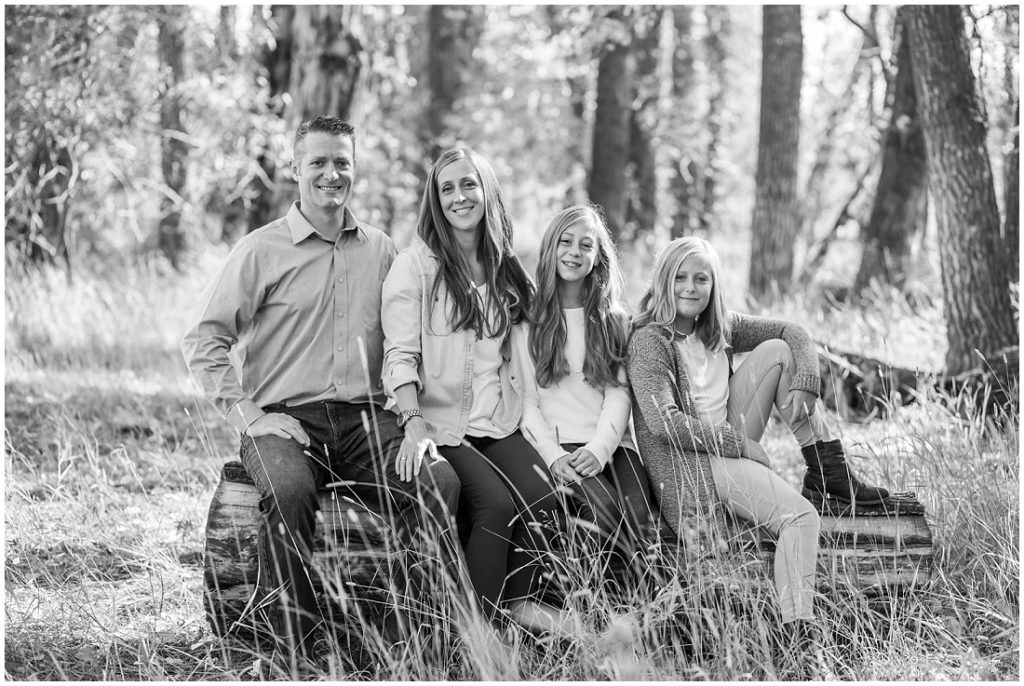 fall family photos, family of 4, family portraits, 