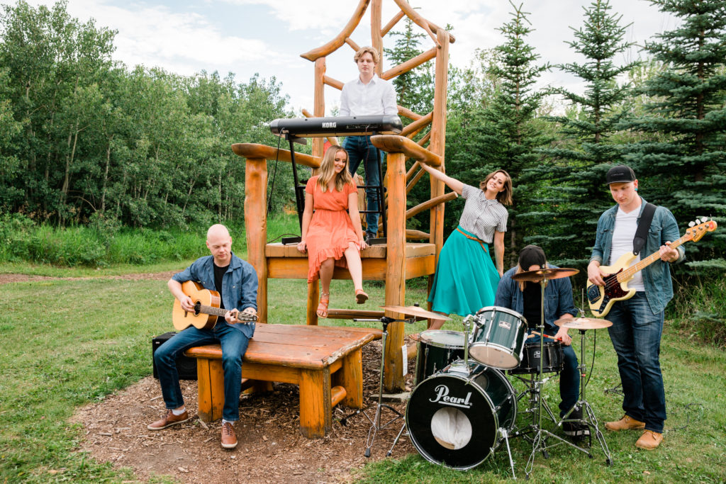 Maren Ord, Evie Clair, music video, behind the scenes, Kayben Farms