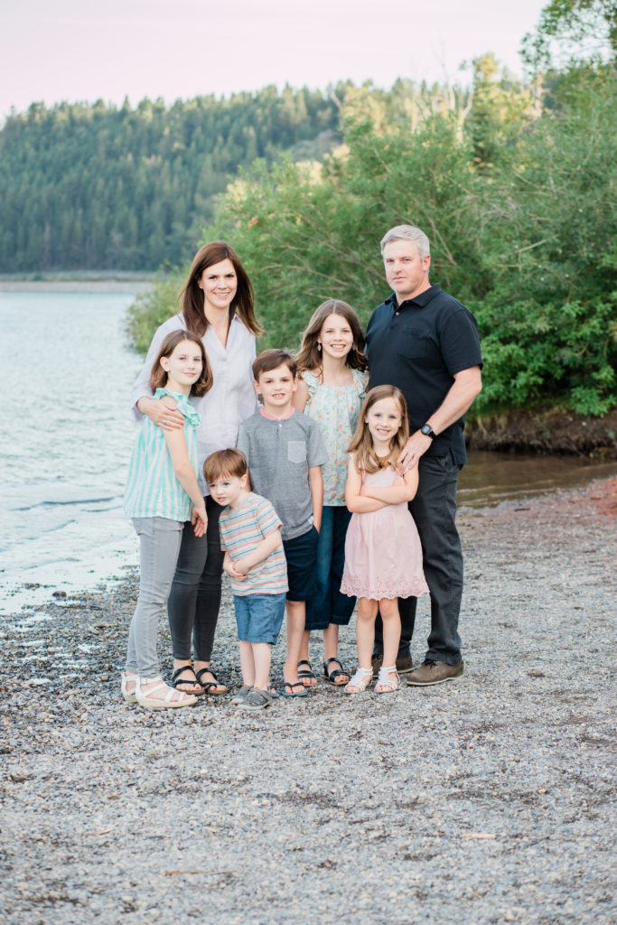 family of 7, family photos, family portraits, Edworthy Park, Calgary family photos, Calgary family photography, Calgary family photographer, yyc family photos, 